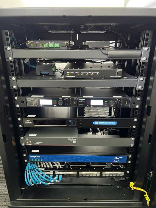 Tủ rack và hệ thống ELV